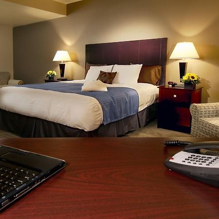 Nichols Village Hotel And Spa Clarks Summit Екстер'єр фото